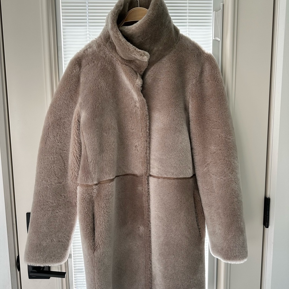 Ventcouvert Reverseable Sheepskin Coat - Picture 2 of 7